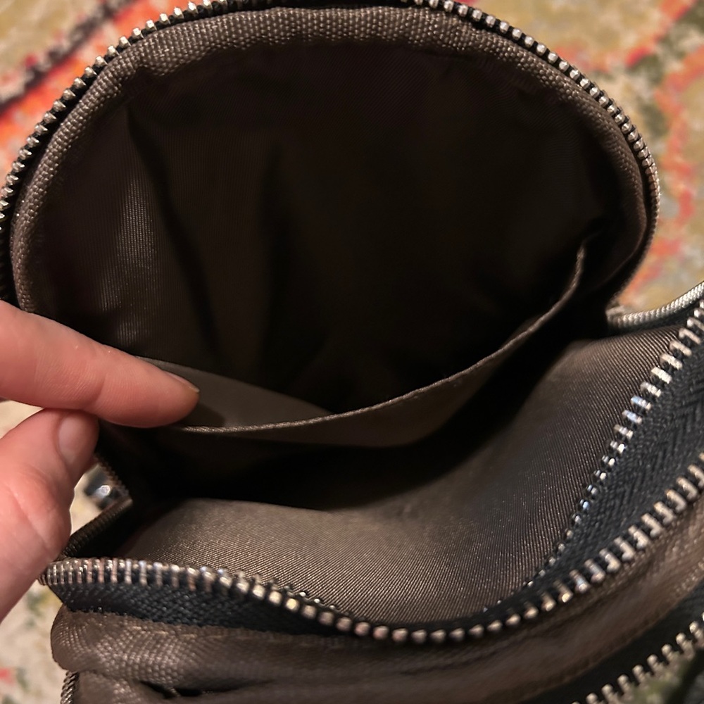 Amazon Anti Theft Black Leather Crossbody Sling Bag - Picture 12 of 15